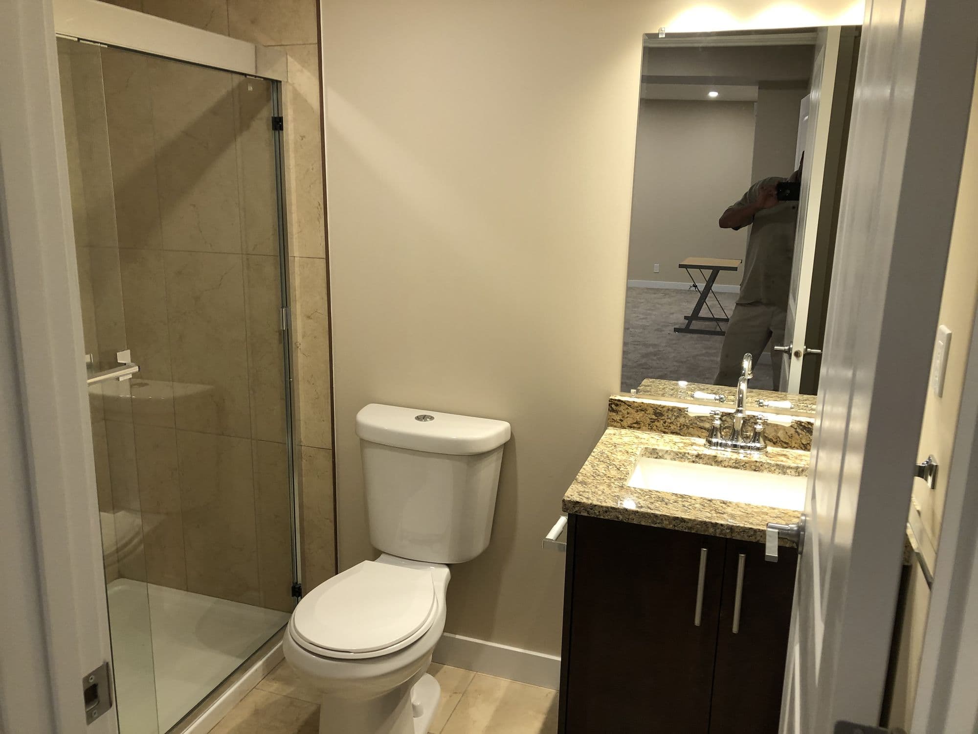 Modern guest bathroom